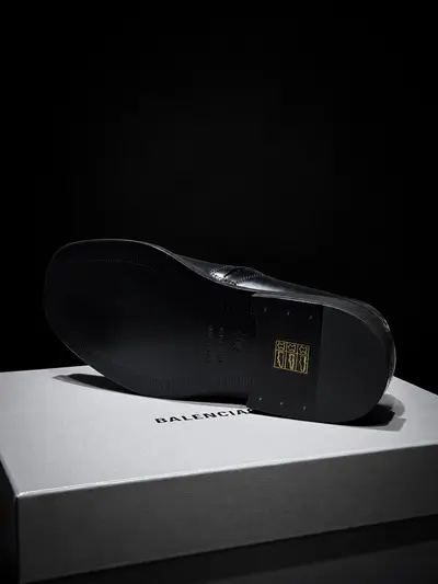 balenciaga1.3.png