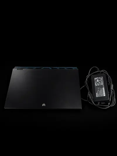 laptop-1.png