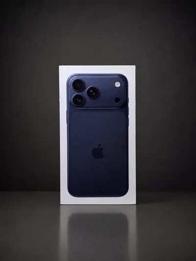 IPHONHE-1.jpg