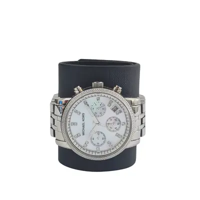 Michael Kors Ritz~Liquid Money Așii Amanetului 2