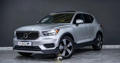 Volvo XC 40 T5 AWD R-Design Liquid Money Așii Amanetului