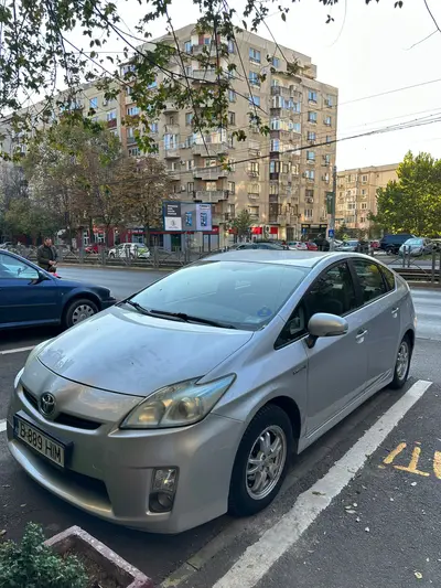 Toyota Prius Hibrid 2010 - Liquid Money Asii Amanetului
