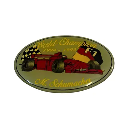 Set macheta Ferrari F2002 cu masina si fular ~Liquid Money Așii Amanetului 3