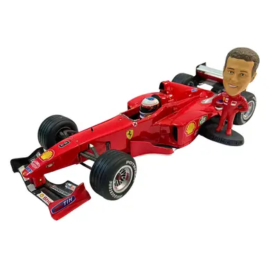 Set macheta Ferrari F2002 cu masina si fular ~Liquid Money Așii Amanetului 5