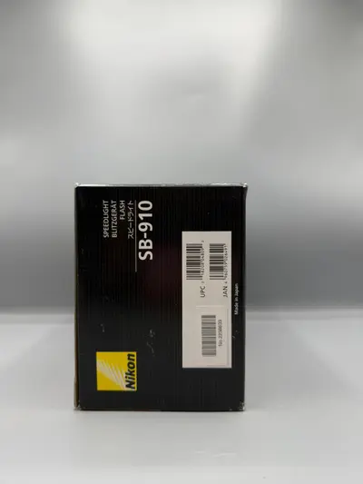 Nikon Speedlight SB-910 2