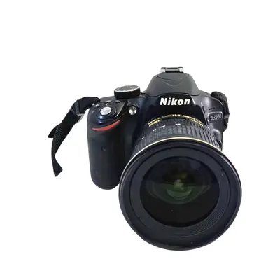 Aparat foto DSLR Nikon D3200 + Obiectiv Nikkor 12-24mm  ~Liquid Money Așii Amanetului