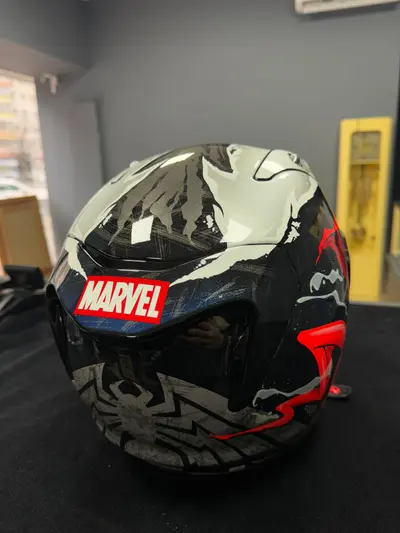 Casca RPHA 11 Venom 2 Marvel MC-1 5