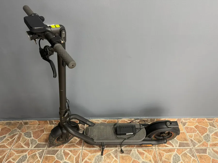 Trotineta Navee N65