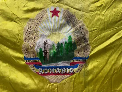 Drapel comunist stema Romaniei 2