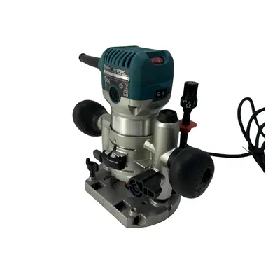 Kit de frezat/tăiere Makita RT0700CX3 Makita RT0700CX3 FineWoodworking 2025 3