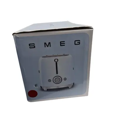 Prajitor de paine Smeg TSF01 2