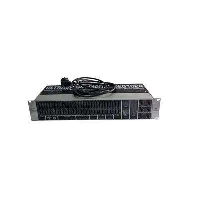 Behringer DEQ1024 2