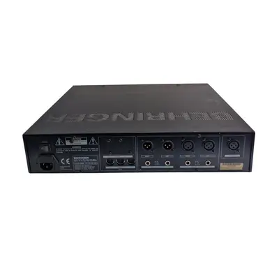 Behringer DSP8024 2