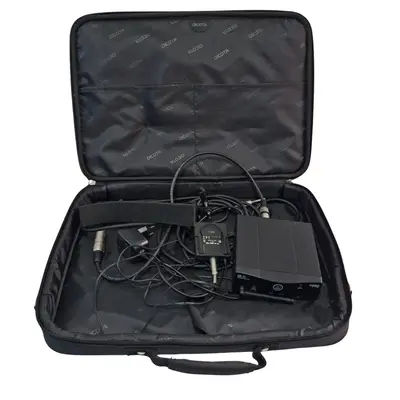 Vioara electrica Yamaha YEV 104 cu AKG SR40 MINI PRO ISM 1 2