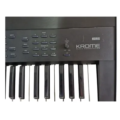 Sintetizator Korg Krome 61 2