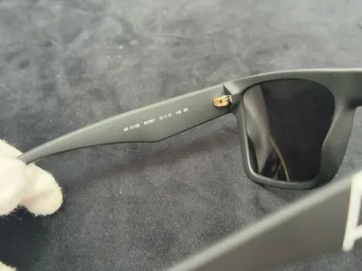 Armani Exchange Ochelari de soare bărbați, culoarea negru 2
