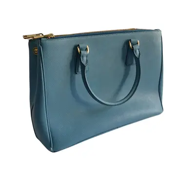 Geanta Prada 4