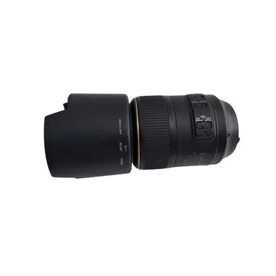 Nikon AF-S Micro Nikkor 105mm f/2.8G  ED VR 4