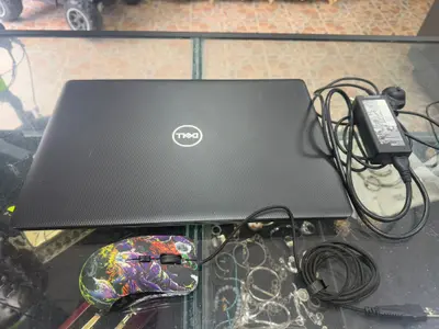 Laptop Dell Inspiron 3581 5