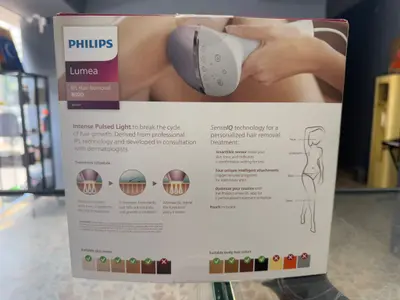 Epilator NOU IPL Philips Lumea Seria 8000 BRI947/00, Senzor Smartskin 3
