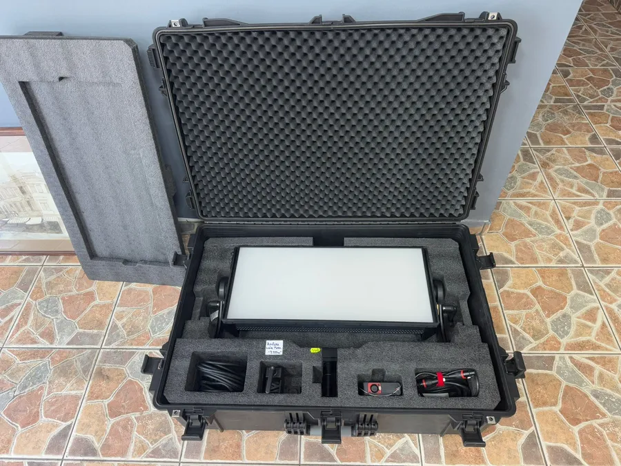 Panou led Aputure Nova P600c panou LED RGBWW