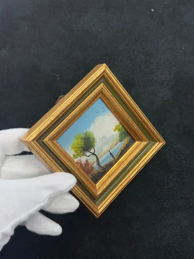 Pictura miniaturala realizata din argint pictat manual 4