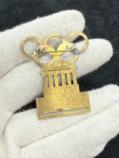 Insigna nazista olimpiada 1936 piesa de colectie 2