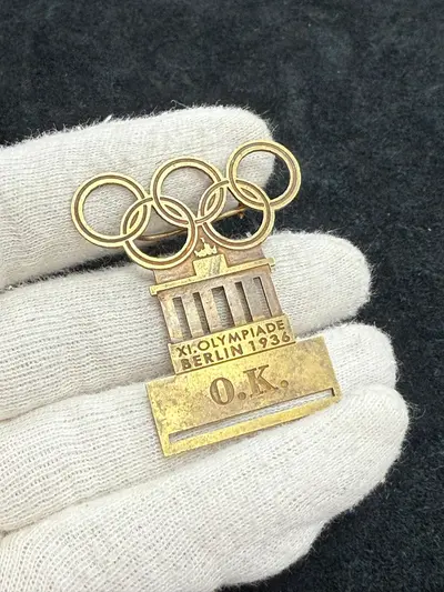 Insigna nazista olimpiada 1936 piesa de colectie 3
