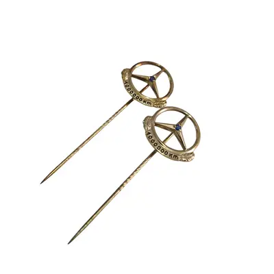 Insigna Vintage Mercedes Benz 1.000.000 KM gold  Stick Pin
