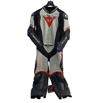 Costum moto din 2 piese, Dainese, Laguna Seca 4, Protectii Nivel 2, Negru/Rosu, 56