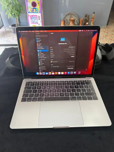 Laptop MacBook pro 13inch 2017 A1708 i5
