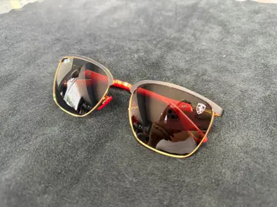 Ochelari de soare noi Ray Ban nou cu toc inclus 2