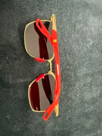 Ochelari de soare noi Ray Ban nou cu toc inclus 4
