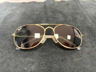 Ochelari de soare noi Ray Ban nou cu toc inclus