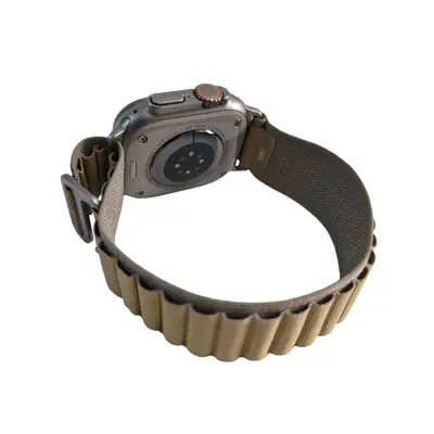 Apple Watch Ultra 2 Natural Titanium 49mm, Tan Alpine Loop 3