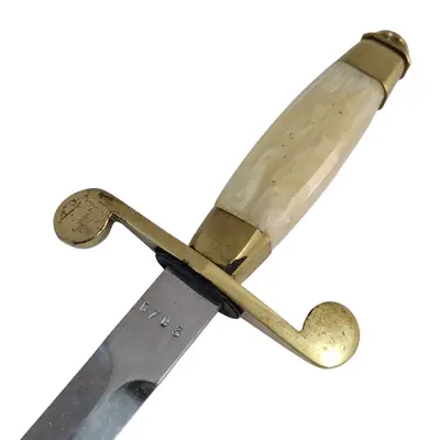Stilet de paradă pentru ofițer R.S.R. 4