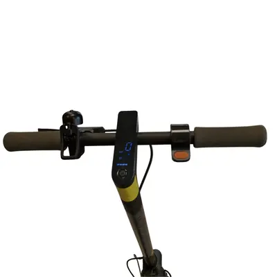 Trotineta electrica Xiaomi Mi Electric Scooter Essential 4