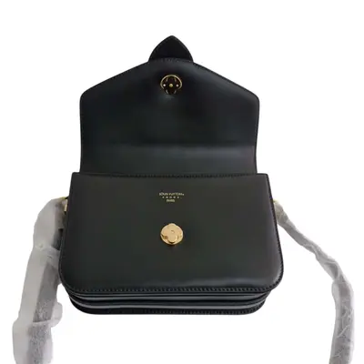 Poseta Louis Vuitton Pont 9 în culoarea neagră 3