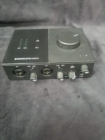 Komplete Audio 2