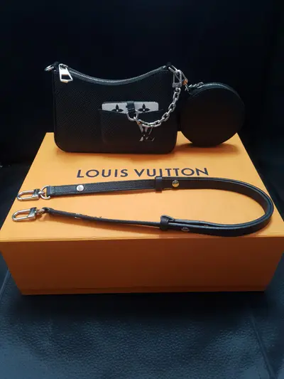 Geantă Louis Vuitton 3