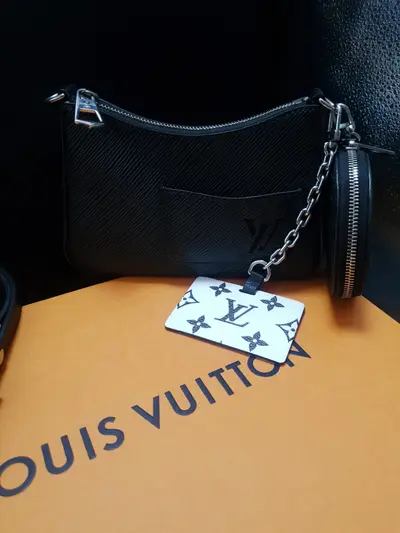 Geantă Louis Vuitton 5