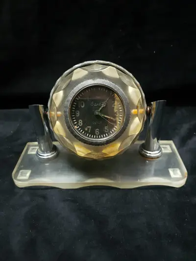 Ceas de birou sovietic „Tank” 5