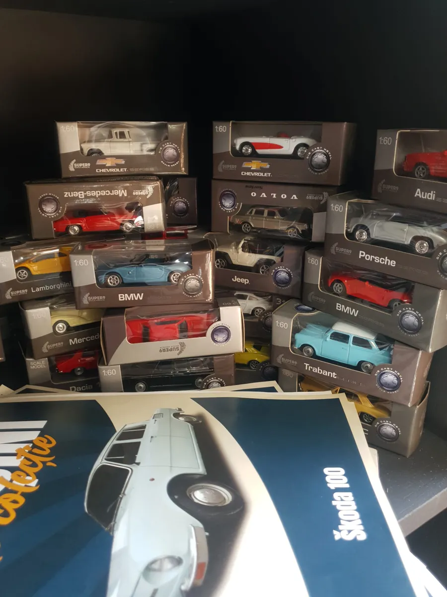Set de mașini de colecție în miniatură
