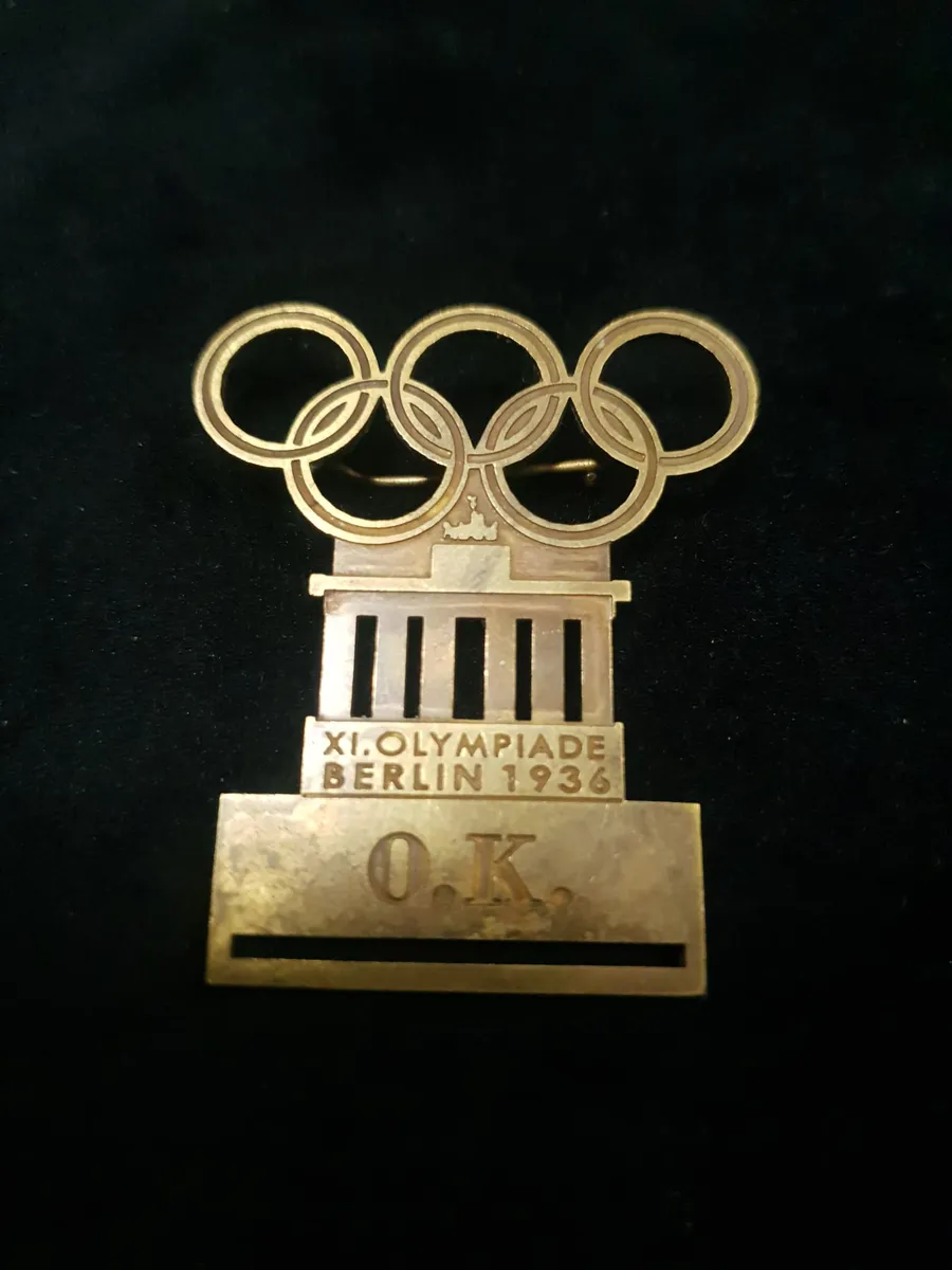 Insignă nazistă din Olimpiada Berlin 1936