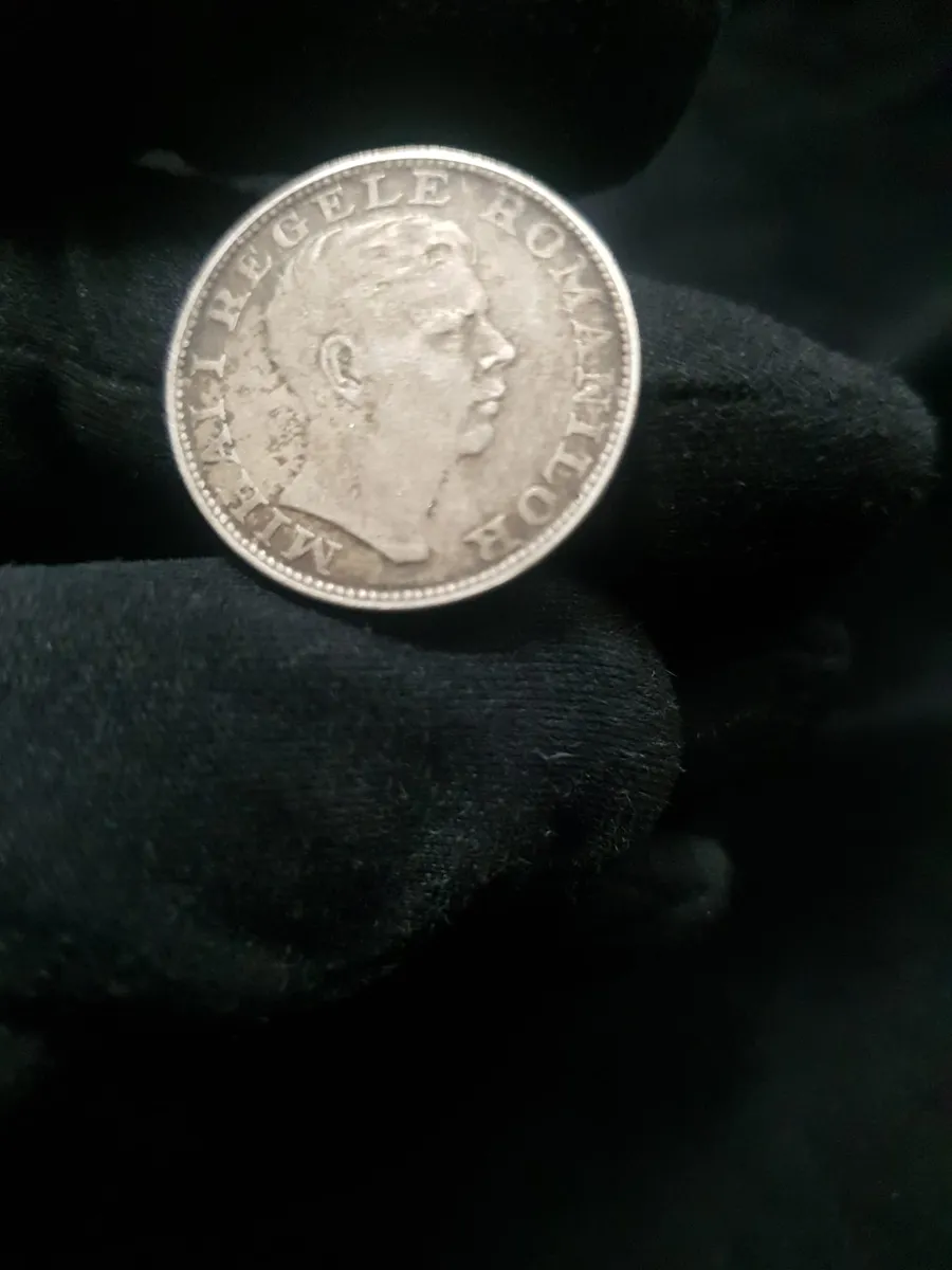 Monedă românească de 200 Lei din 1942