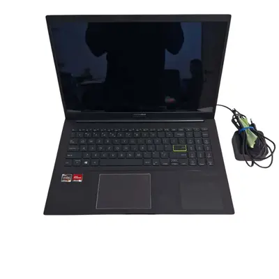 Laptop ASUS Vivobook 15 oled Ryzen™ 5 5500U 3