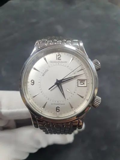 Jaeger-LeCoultre  Master Reveil Memovox,