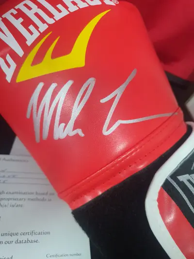 Manusa MiKe Tyson Semnata 2