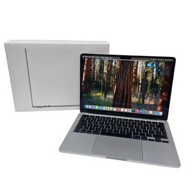 Laptop APPLE MacBook Air 13 M3, 16gb, 512gb, 29 cicluri incarcare