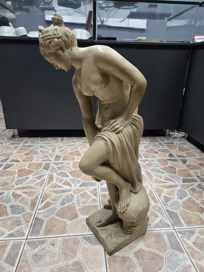 Statueta VENUS (zeita frumusetii) 5